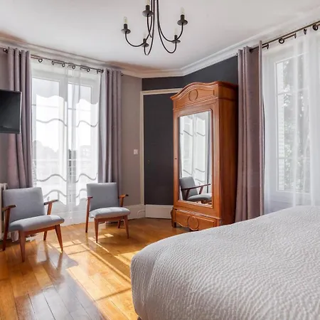 Le Clos Des Pervenches Maison d'hôtes Jassans-Riottier