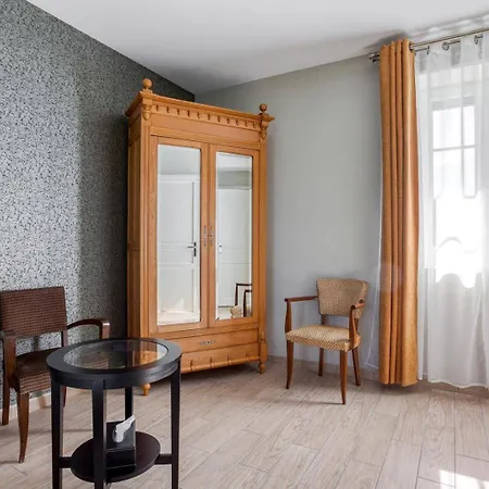 Maison d'hôtes Le Clos Des Pervenches 3*