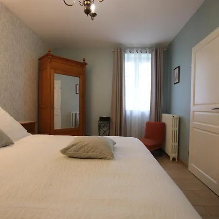 Le Clos Des Pervenches Bed & Breakfast